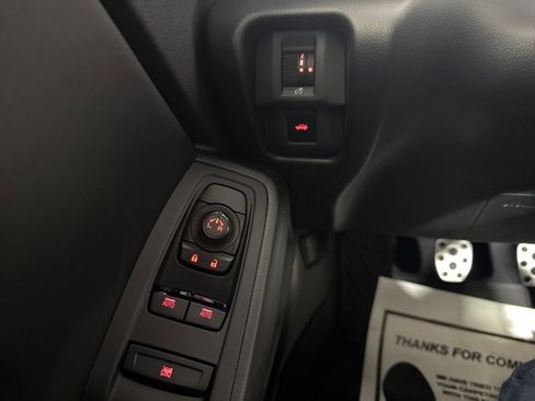 Used 2025 Toyota GR86 Premium image 19