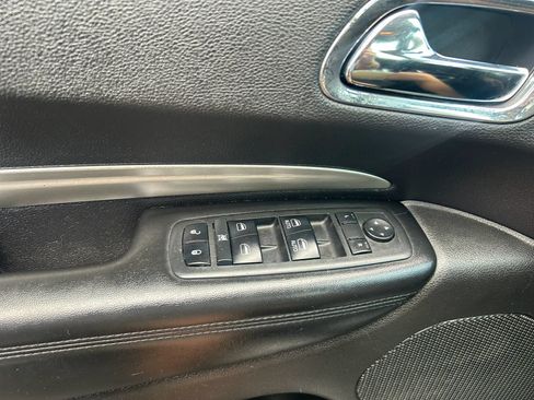 Used 2018 Dodge Durango SXT w/ 3rd Row Seating Group AWD/4WD image 10