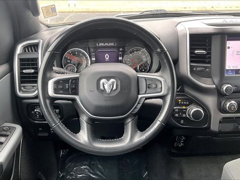 Used 2022 RAM 1500 Big Horn image 5