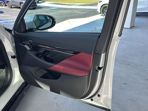 New 2026 BMW 530i w/ M Sport Package image 12