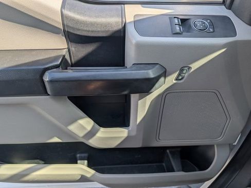 Used 2019 Ford F550 2WD Regular Cab Super Duty image 31