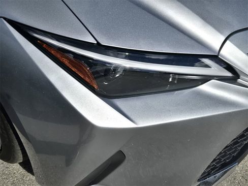 Used 2022 Lexus IS 300 300 image 11