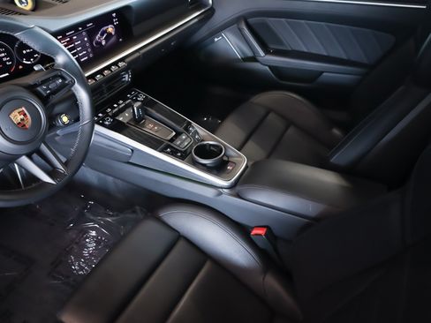 Certified 2022 Porsche 911 Turbo S AWD/4WD image 17