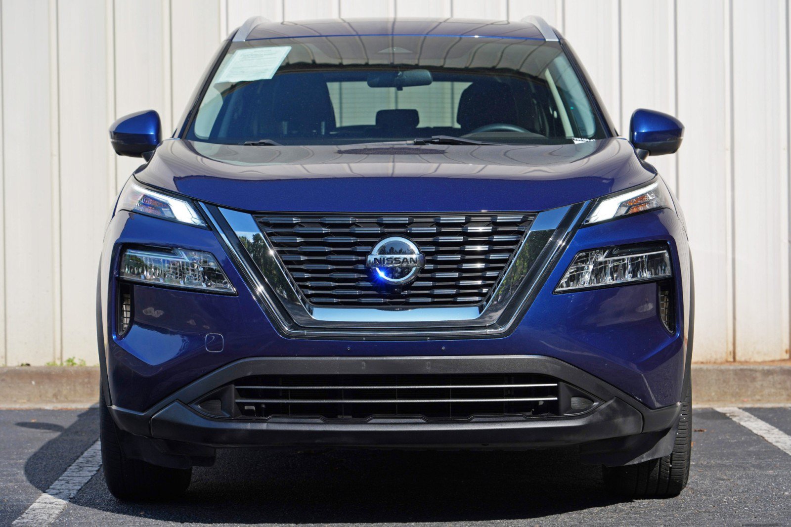 Used 2021 Nissan Rogue SV w/ Premium Package AWD/4WD image 6