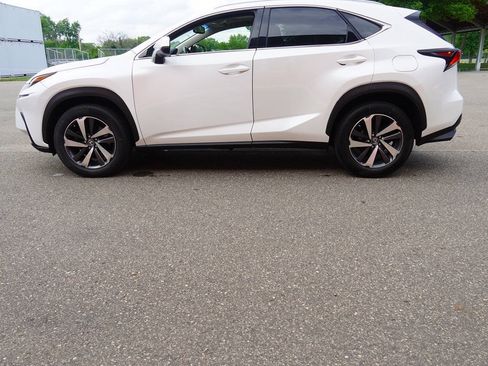 Used 2018 Lexus NX 300 AWD w/ Premium Package image 5