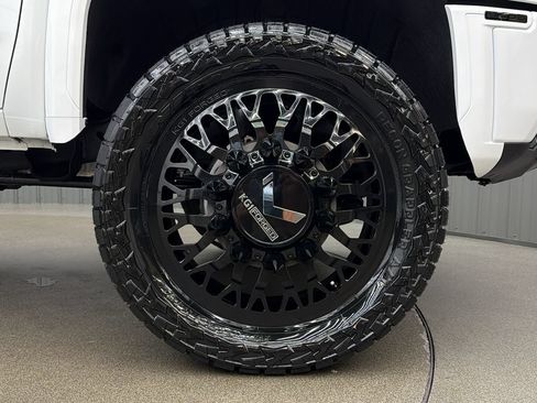 Used 2026 GMC Sierra 3500 Denali w/ Denali Reserve Package AWD/4WD image 10
