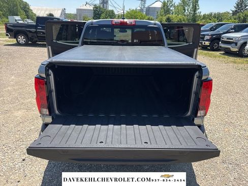 Used 2025 Chevrolet Colorado W/T AWD/4WD image 36