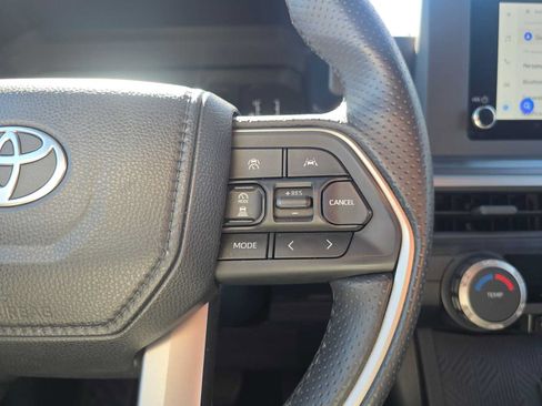 Certified 2026 Toyota 4Runner SR5 AWD/4WD image 16