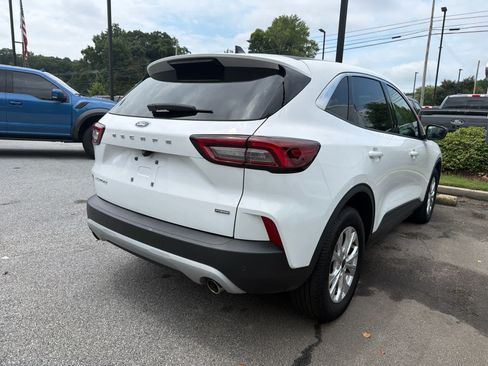 Used 2023 Ford Escape Active FWD image 2