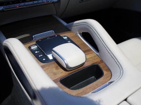 Certified 2022 Mercedes-Benz GLE 350 4MATIC w/ AMG Line Exterior image 22