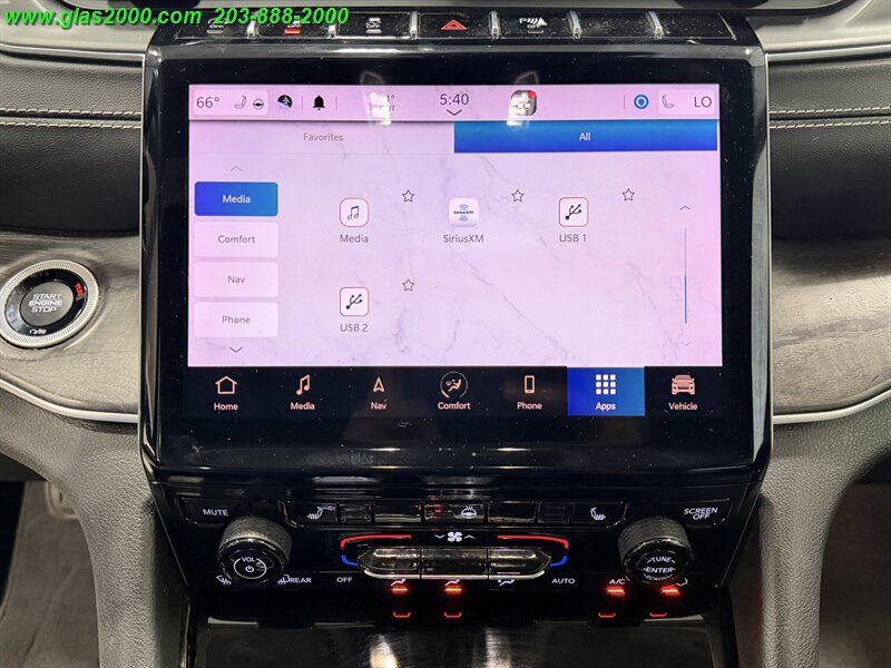 Used 2021 Jeep Grand Cherokee L Limited AWD/4WD image 17