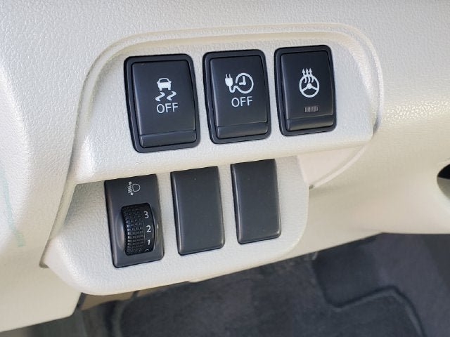 Used 2012 Nissan Leaf SL FWD image 9