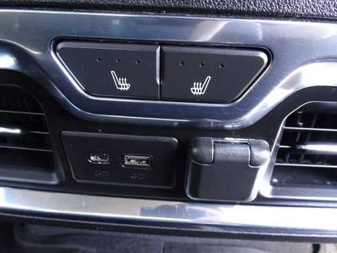 Used 2020 Chevrolet Silverado 1500 LTZ image 21