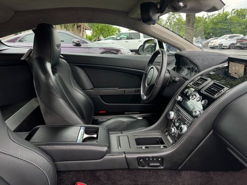 Used 2015 Aston Martin V8 Vantage GT RWD image 21