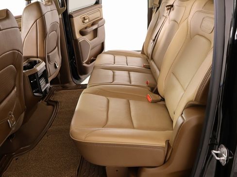 Used 2019 RAM 1500 Limited image 13