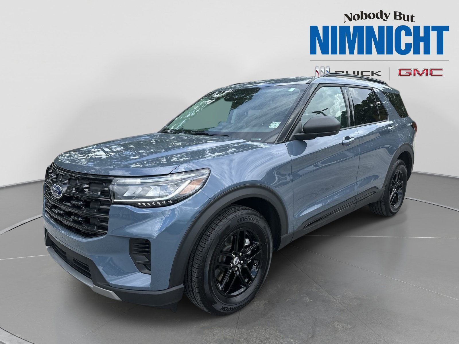 Used 2025 Ford Explorer Active RWD image 1