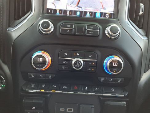 Used 2022 GMC Sierra 2500 Denali w/ Technology Package image 22