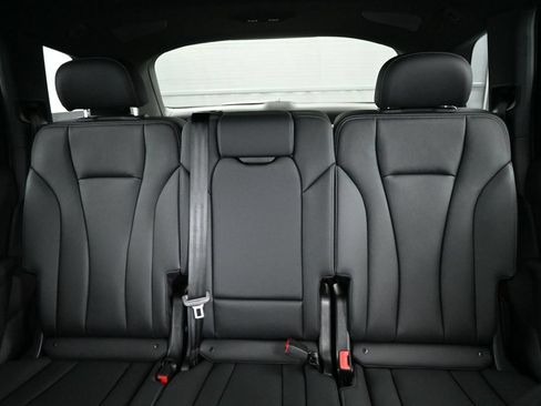 New 2026 Audi Q7 2.0T Premium AWD/4WD image 17