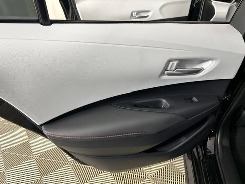 Used 2025 Toyota Corolla SE FWD image 16