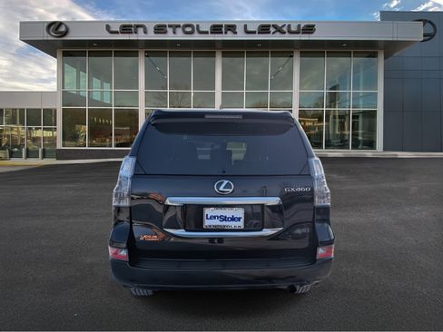 Used 2023 Lexus GX 460 Premium w/ Premium Package image 4