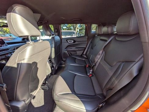 New 2026 Jeep Compass Latitude AWD/4WD image 11