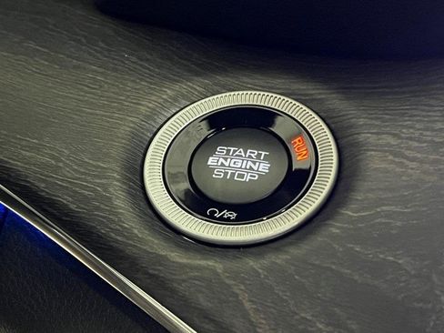 New 2025 Jeep Grand Cherokee Overland w/ Adv Protech Group III image 24