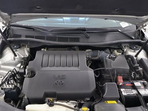 Used 2014 Toyota Camry SE w/ Leather Package image 13