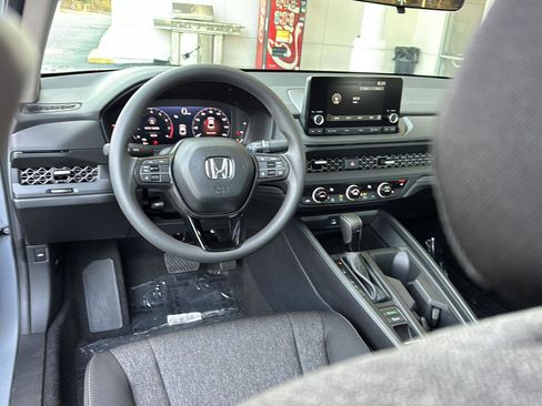 New 2025 Honda Accord SE image 16