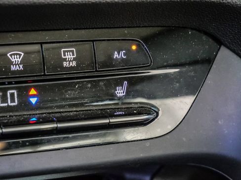 Used 2021 Buick Envision Preferred FWD image 34