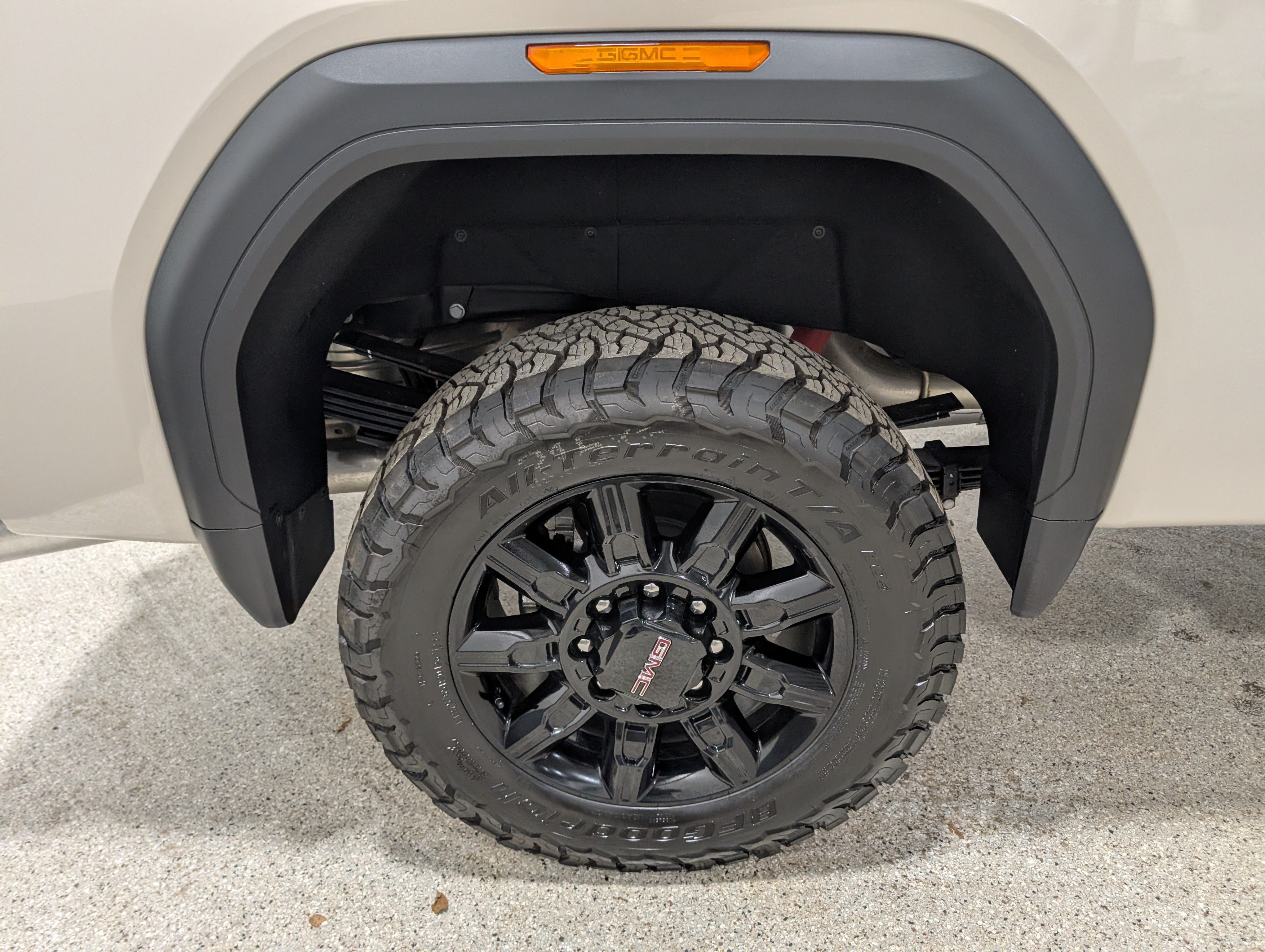 Used 2026 GMC Sierra 3500 AT4 w/ AT4 Premium Plus Package AWD/4WD image 14