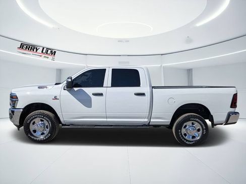 New 2026 RAM 2500 Tradesman AWD/4WD image 6