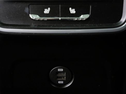 Used 2019 Porsche Macan image 26