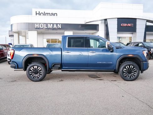 New 2026 GMC Sierra 3500 Denali Ultimate w/ LPO, Black Badging Package AWD/4WD image 2