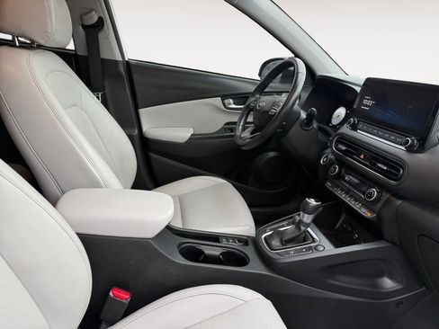 Certified 2022 Hyundai Kona Limited image 15