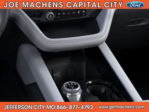 New 2026 Ford Explorer Platinum image 16