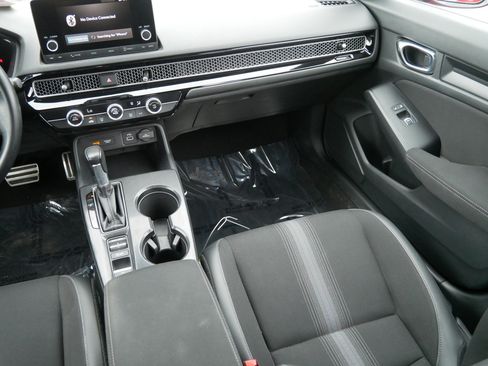 Used 2023 Honda Civic Sport image 11