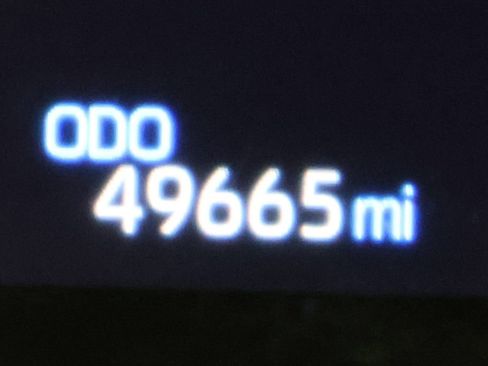 Used 2023 Toyota RAV4 XLE Premium image 25