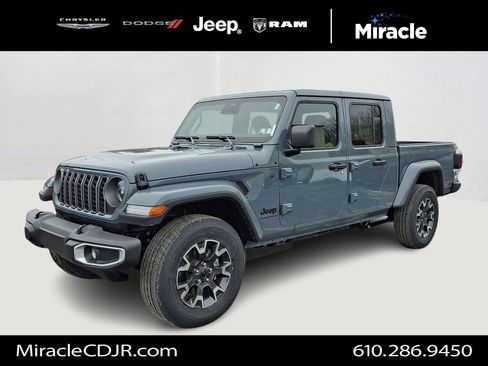 New 2026 Jeep Gladiator Sahara image 1