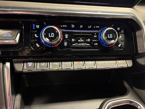 New 2025 GMC Sierra 2500 Denali Ultimate image 35