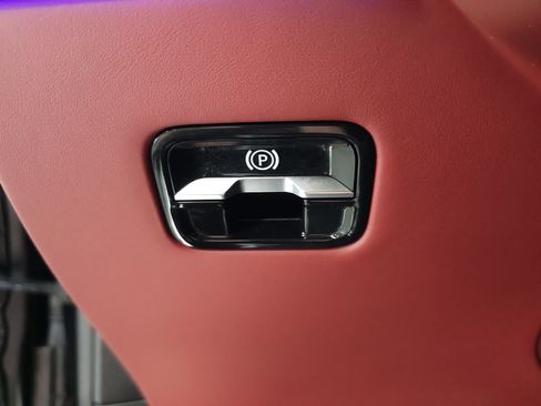Used 2024 Mercedes-Benz S 63 AMG S w/ Carbon Fiber Exterior Package image 10