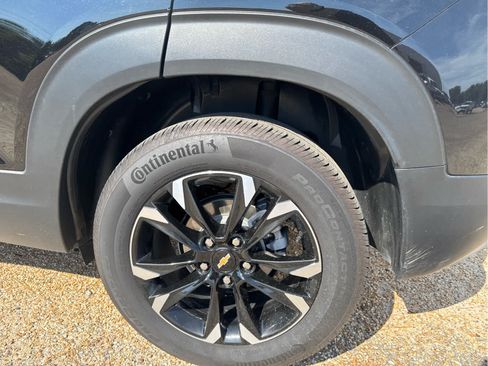 Used 2023 Chevrolet TrailBlazer LT w/ Convenience Package FWD image 15