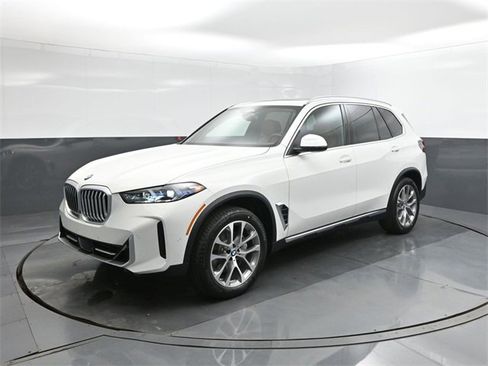 New 2026 BMW X5 sDrive40i w/ Climate Comfort Package image 1