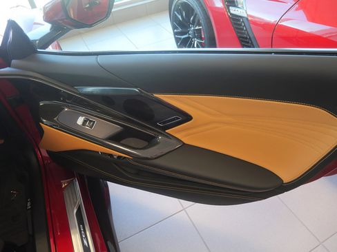 Used 2023 Chevrolet Corvette Z06 w/ Z07 Performance Package image 15