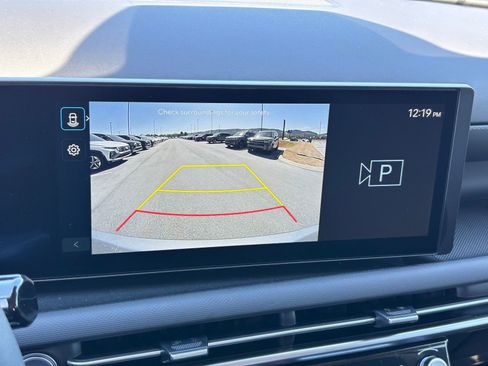 New 2026 Hyundai Tucson Blue SE image 16