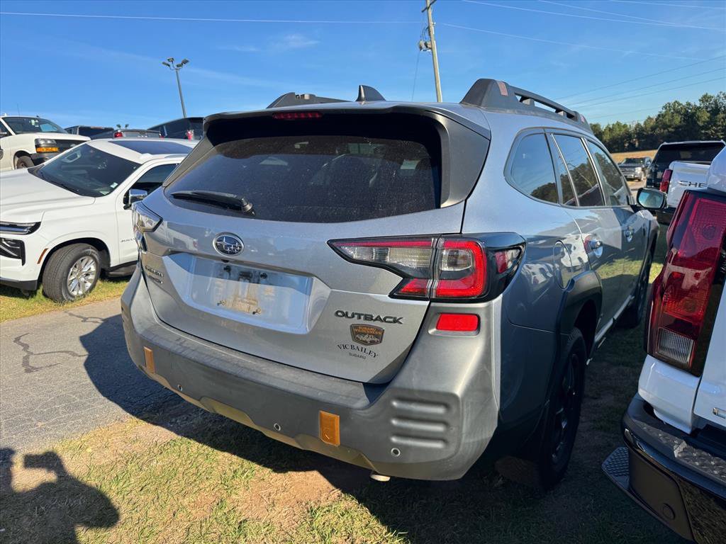 Used 2022 Subaru Outback Wilderness w/ Wilderness Package AWD/4WD image 5