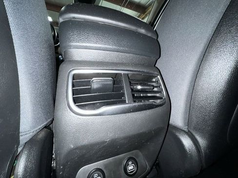 Used 2023 Hyundai Santa Fe SEL image 21