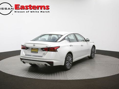Used 2023 Nissan Altima 2.5 SV w/ SV Premium Package AWD/4WD image 40