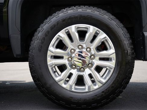 Used 2022 GMC Sierra 2500 Denali image 11