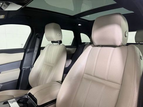 Certified 2023 Land Rover Range Rover Velar R-Dynamic S image 32