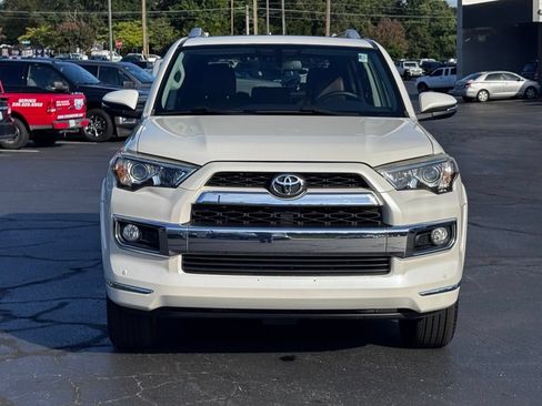 Used 2015 Toyota 4Runner Limited AWD/4WD image 19